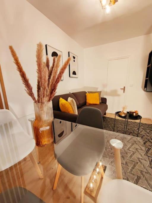 Joli Appartement Au Pied Du Tramway Безон Экстерьер фото